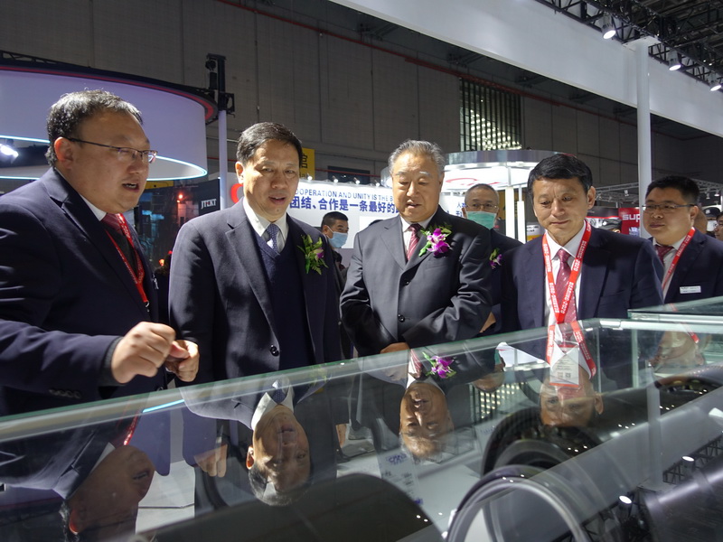 1608692099127352.jpg 领导-1-a.JPG